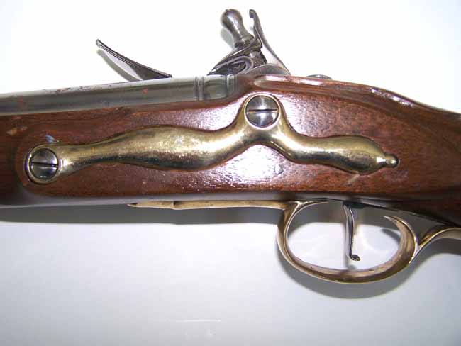 A Colonial Williamsburg made reproduction British Flintlock Heavy Dragoon Pistol with lockplate dated 1761 — image 5